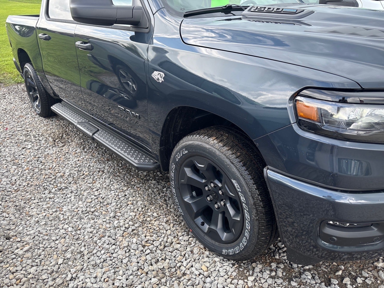2026 RAM 1500 RAM 1500 EXPRESS CREW CAB 4X4 5'7' BOX