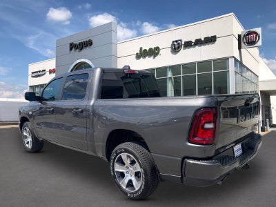 2026 RAM 1500 RAM 1500 EXPRESS CREW CAB 4X4 5'7' BOX