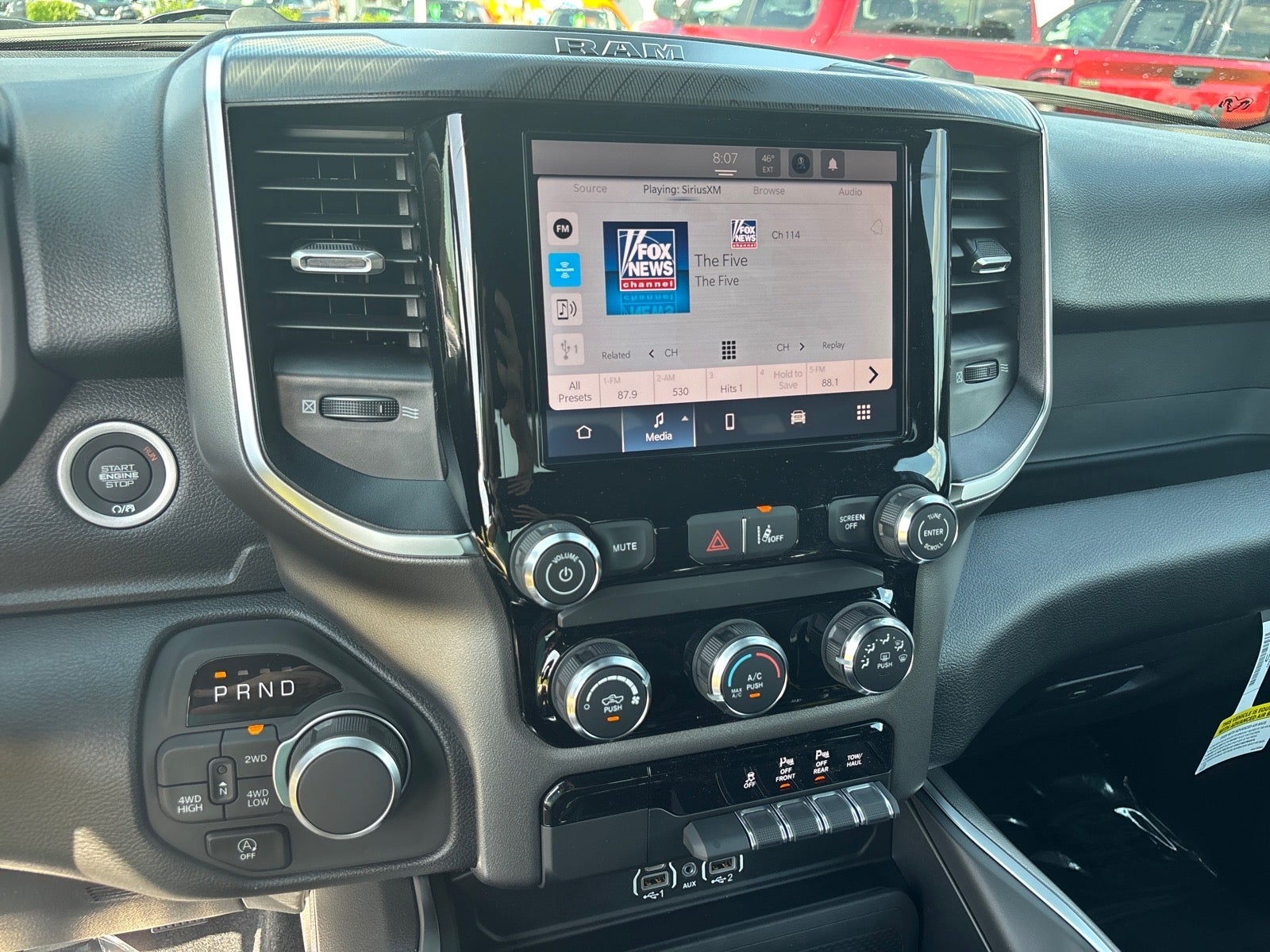 2026 RAM 1500 RAM 1500 EXPRESS CREW CAB 4X4 5'7' BOX