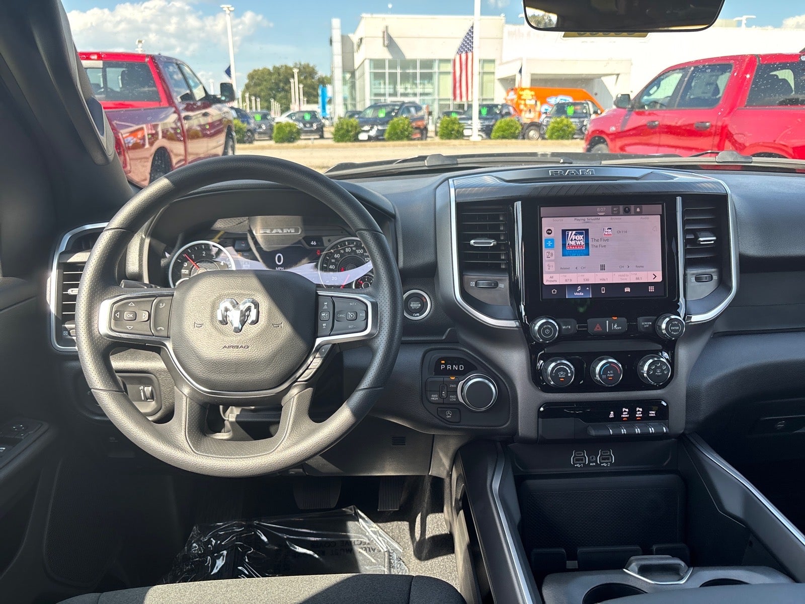 2026 RAM 1500 RAM 1500 EXPRESS CREW CAB 4X4 5'7' BOX