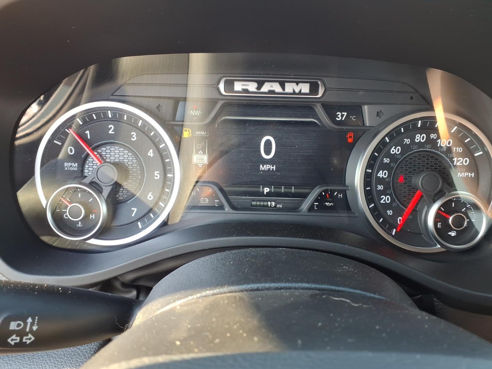 2026 RAM Ram 1500 RAM 1500 EXPRESS CREW CAB 4X4 5'7' BOX