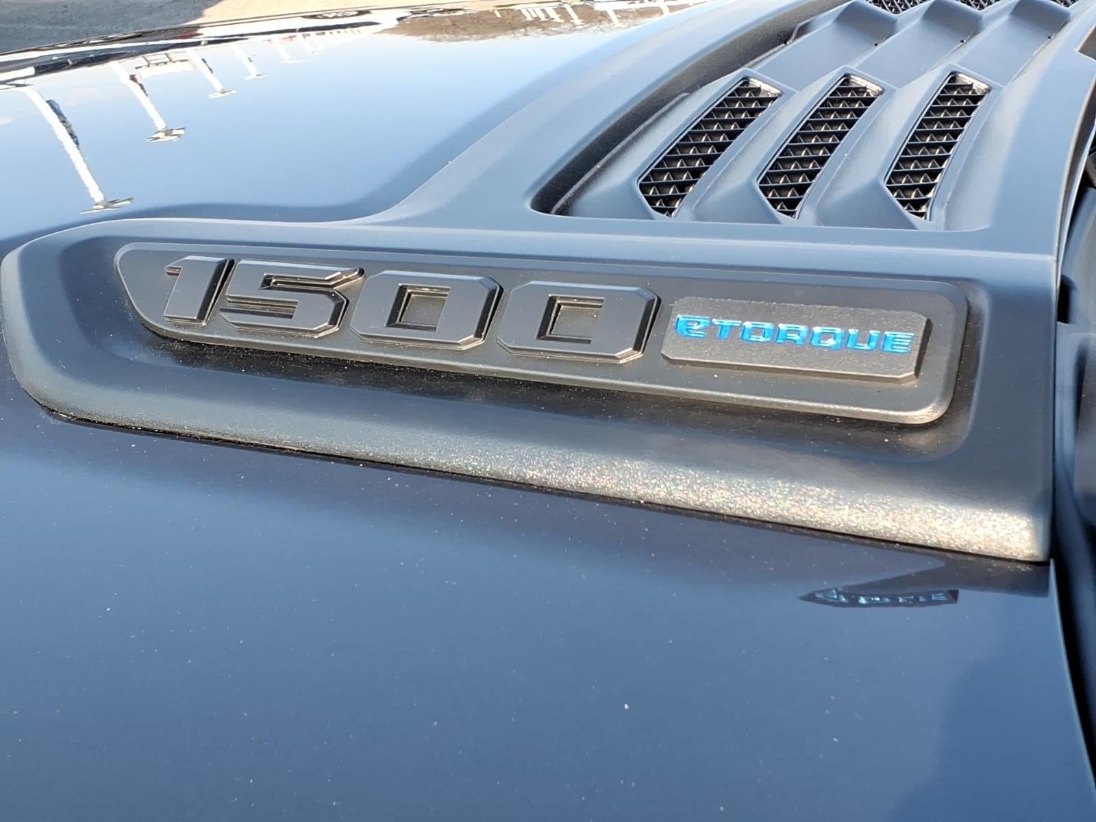 2026 RAM Ram 1500 RAM 1500 EXPRESS CREW CAB 4X4 5'7' BOX