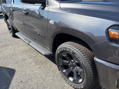 2026 RAM 1500 RAM 1500 EXPRESS CREW CAB 4X4 5'7' BOX