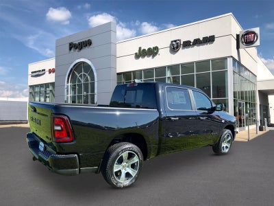 2026 RAM 1500 RAM 1500 EXPRESS CREW CAB 4X4 5'7' BOX