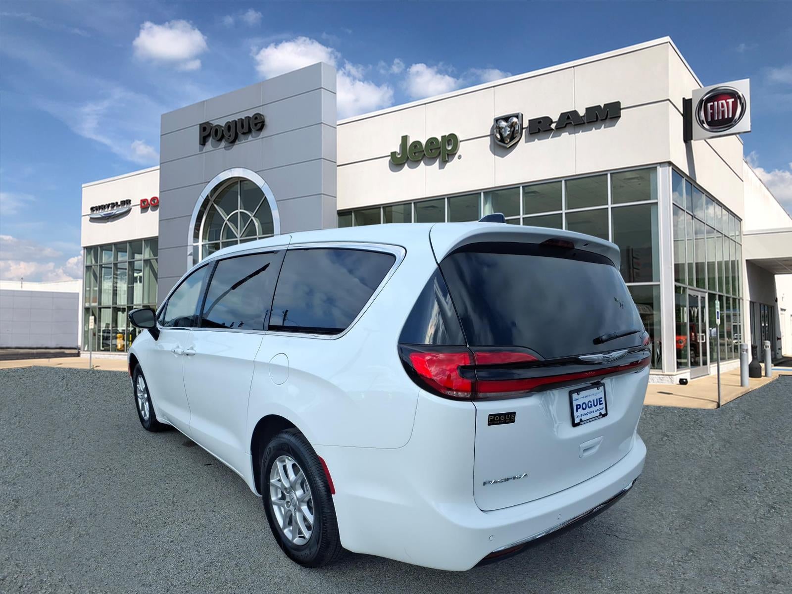 2026 Chrysler Pacifica PACIFICA SELECT
