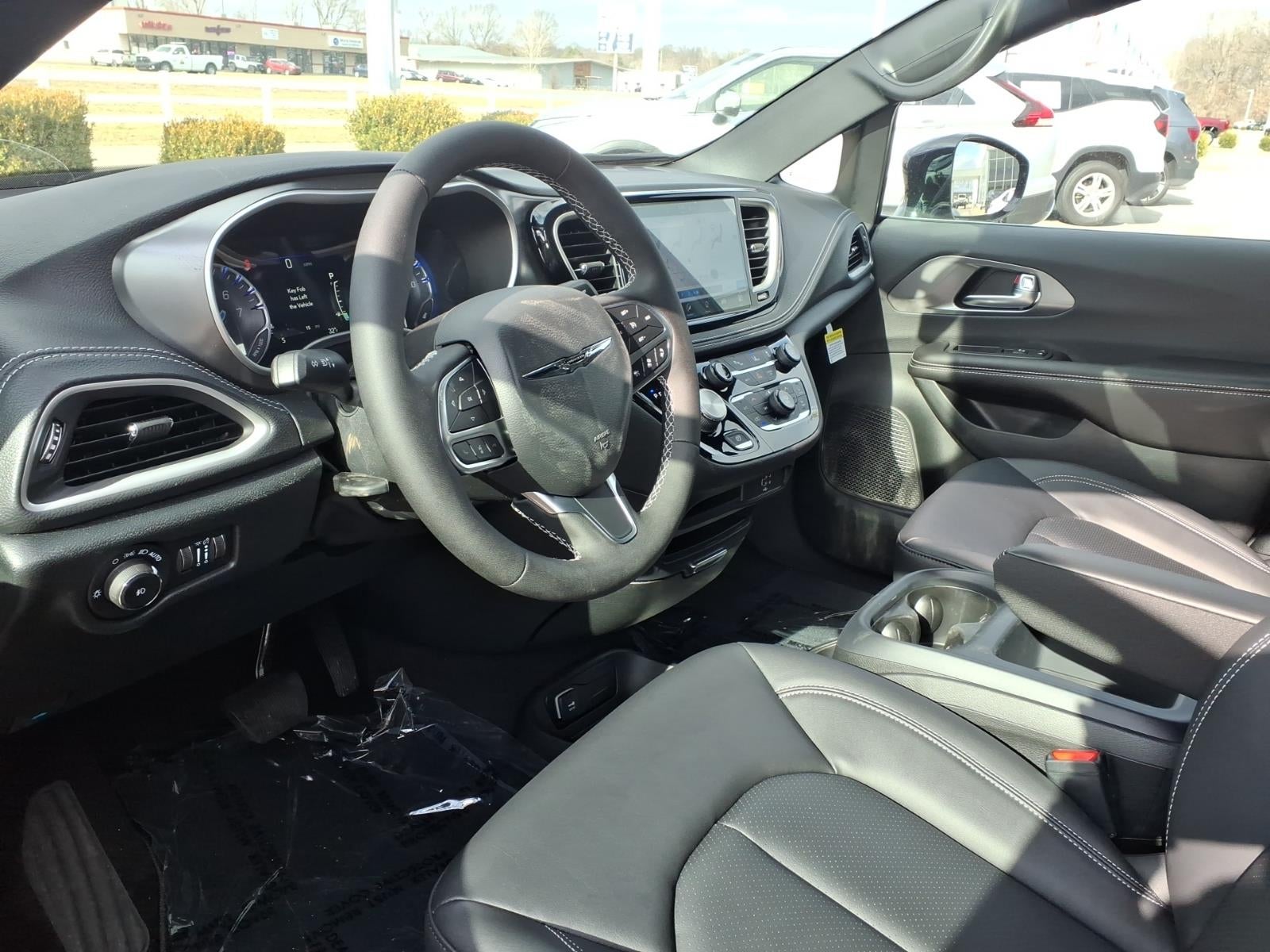 2026 Chrysler Pacifica PACIFICA SELECT