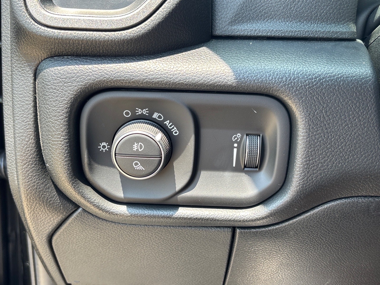 2026 RAM 3500 RAM 3500 TRADESMAN CREW CAB 4X4 8' BOX
