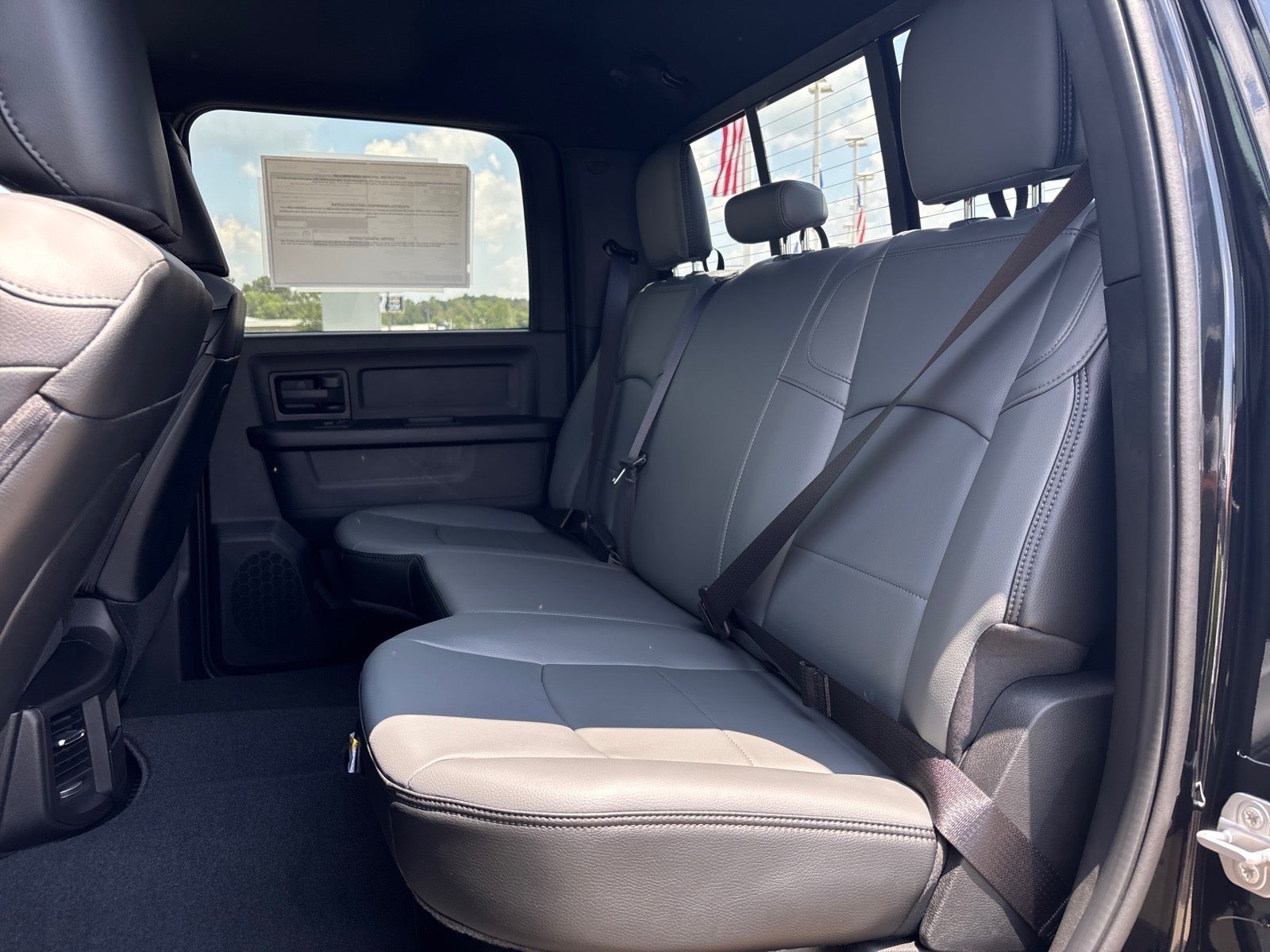 2026 RAM 3500 RAM 3500 TRADESMAN CREW CAB 4X4 8' BOX