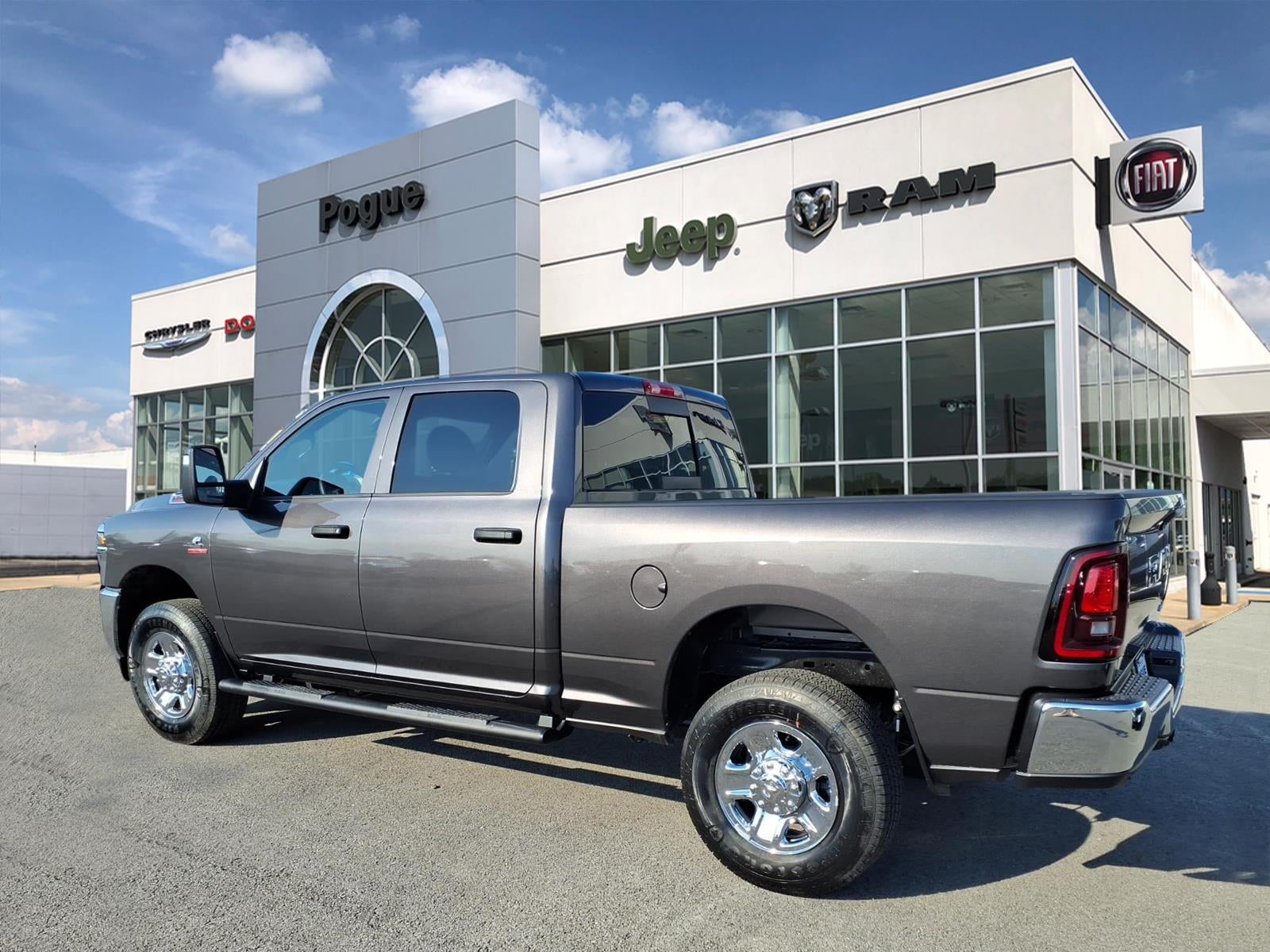 2026 RAM Ram 2500 RAM 2500 TRADESMAN CREW CAB 4X4 6'4' BOX