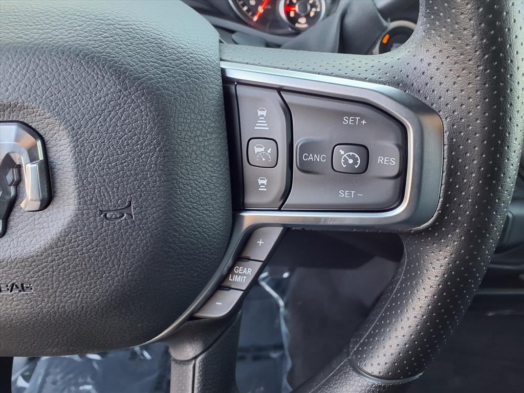 2026 RAM 2500 RAM 2500 TRADESMAN CREW CAB 4X4 6'4' BOX