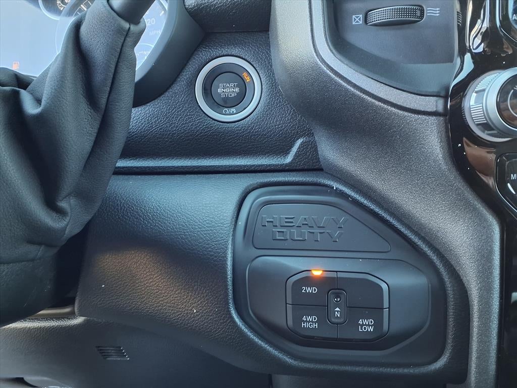 2026 RAM 2500 RAM 2500 TRADESMAN CREW CAB 4X4 6'4' BOX