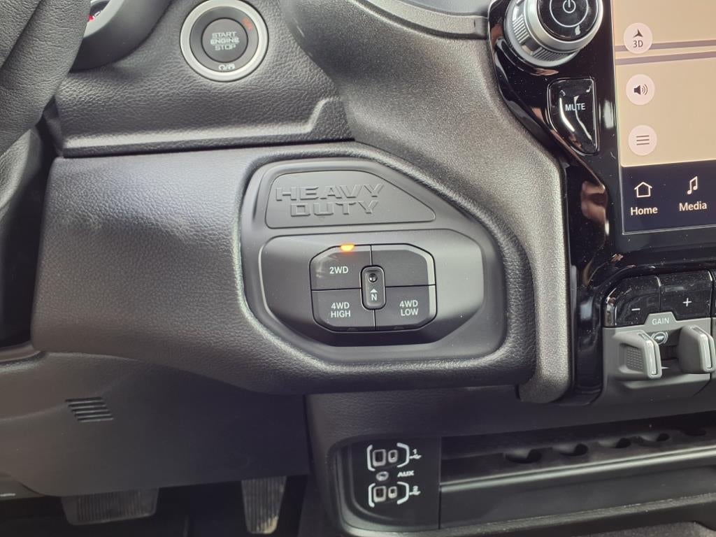 2025 RAM Ram 2500 RAM 2500 TRADESMAN CREW CAB 4X4 6'4' BOX