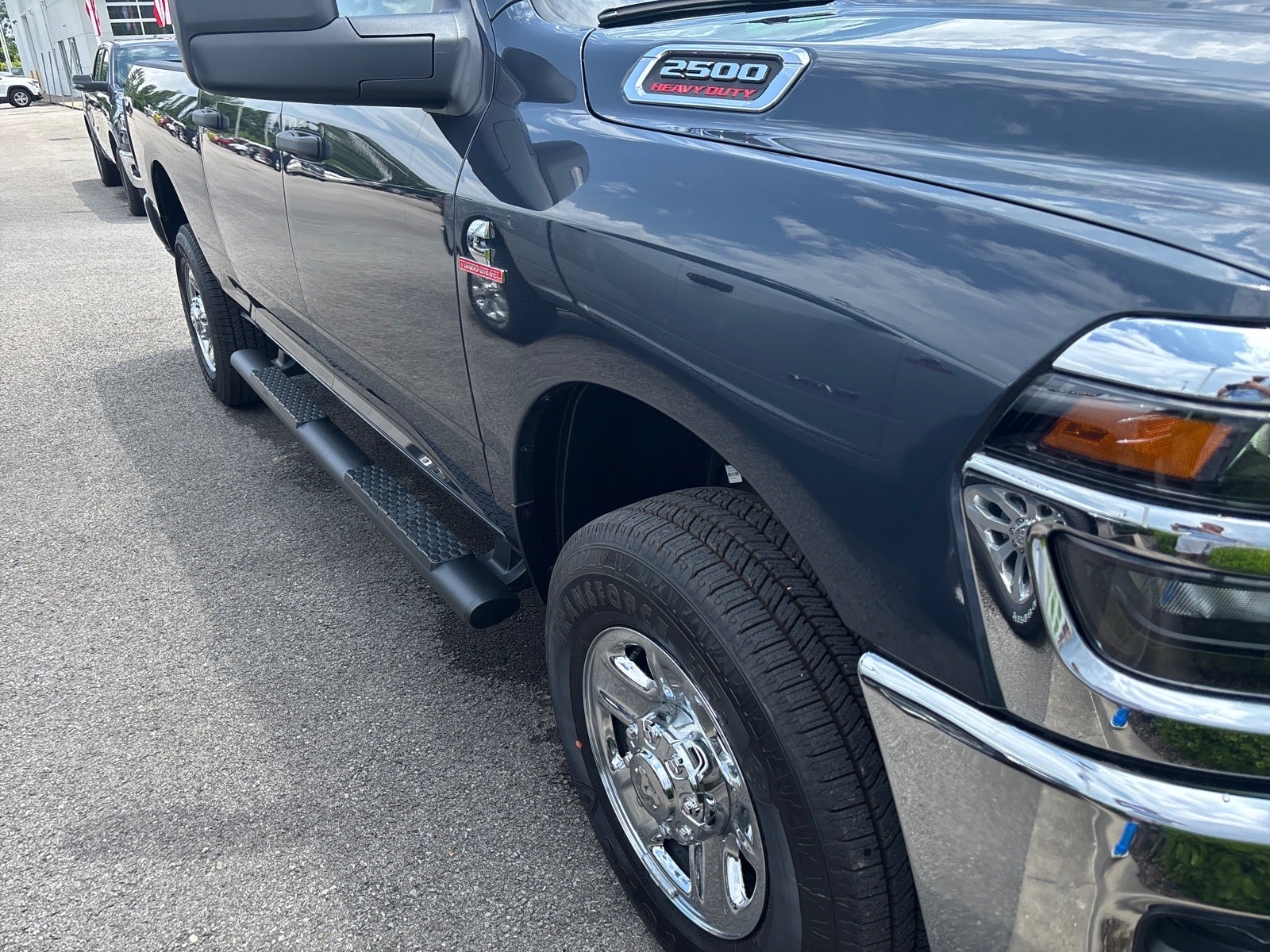 2026 RAM 2500 RAM 2500 TRADESMAN CREW CAB 4X4 6'4' BOX