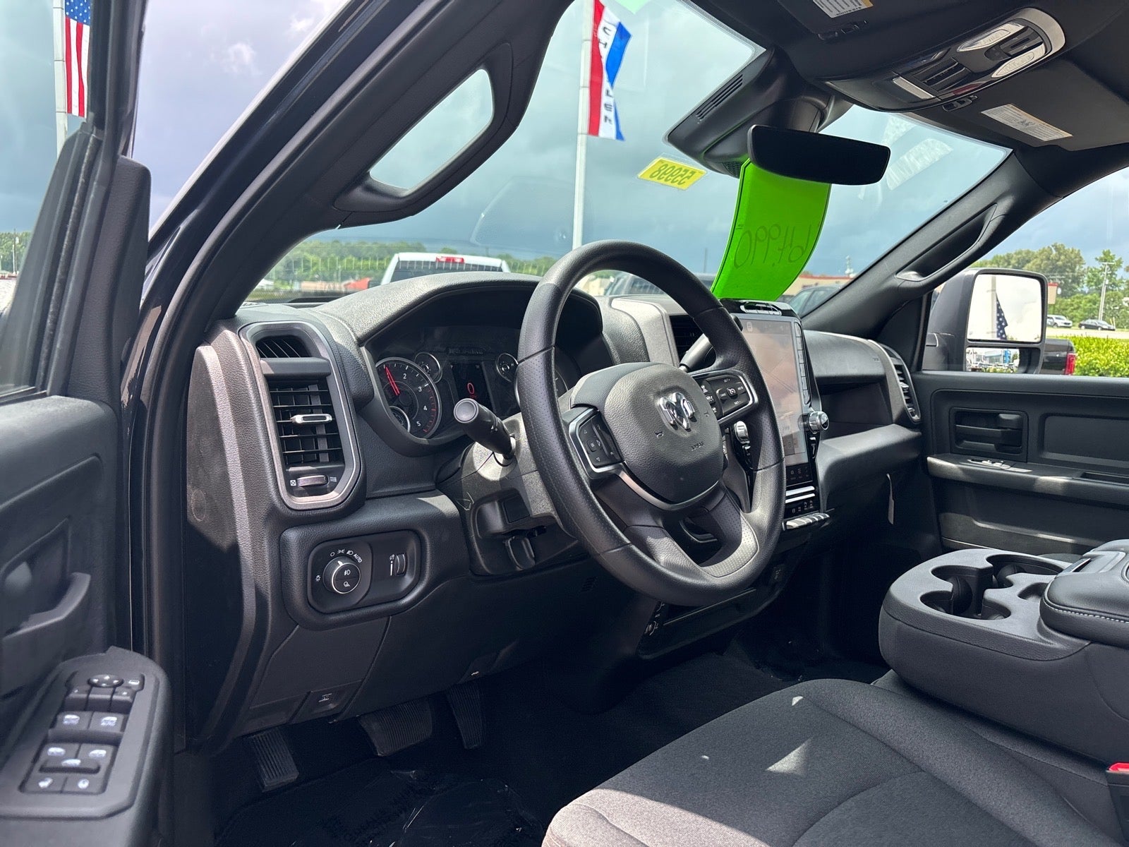 2026 RAM 2500 RAM 2500 TRADESMAN CREW CAB 4X4 6'4' BOX