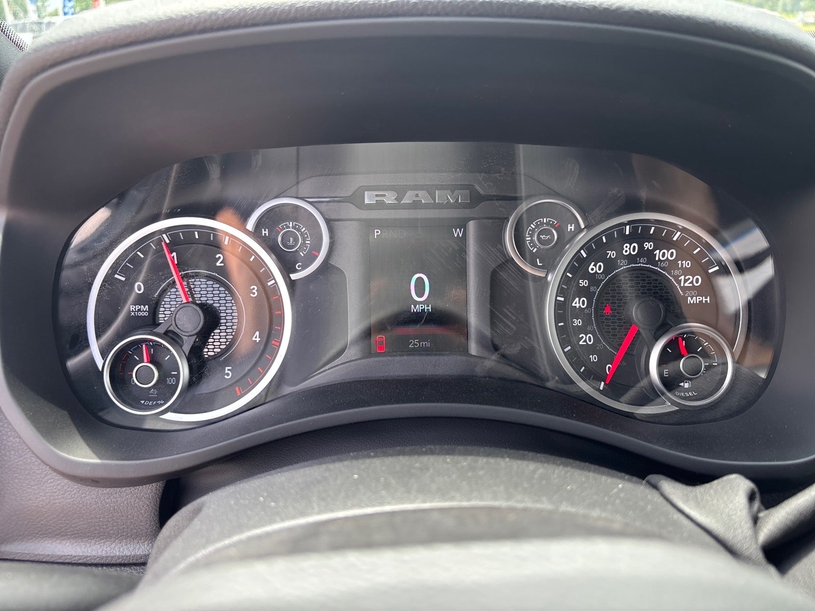 2026 RAM 2500 RAM 2500 TRADESMAN CREW CAB 4X4 6'4' BOX