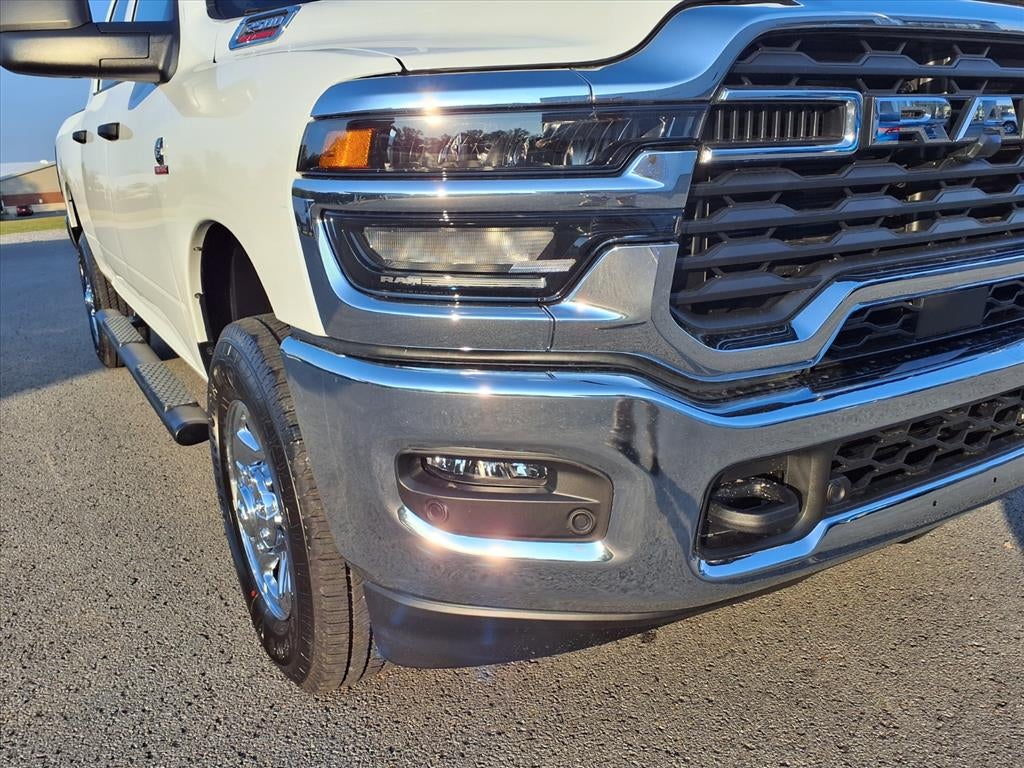 2026 RAM 2500 RAM 2500 TRADESMAN CREW CAB 4X4 6'4' BOX