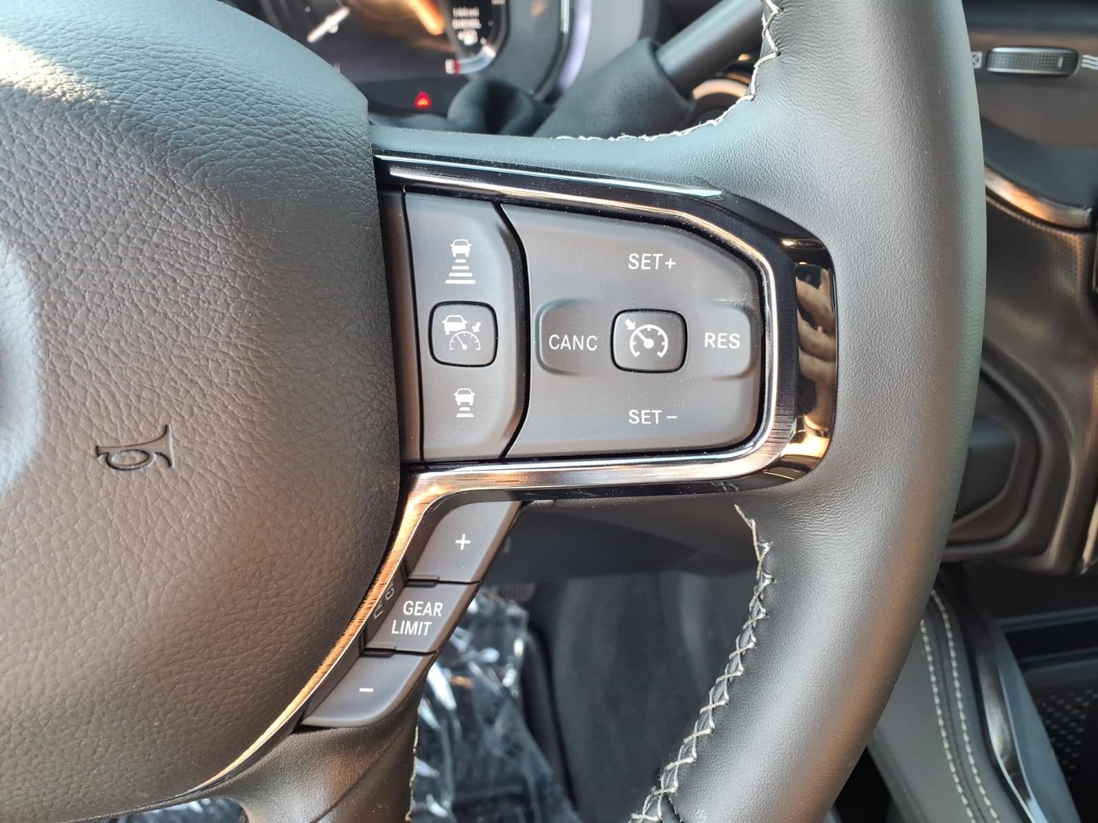 2026 RAM Ram 2500 RAM 2500 LIMITED CREW CAB 4X4 6'4' BOX