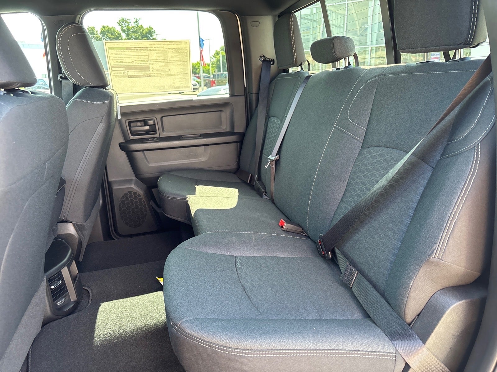 2026 RAM 3500 RAM 3500 TRADESMAN CREW CAB 4X4 8' BOX