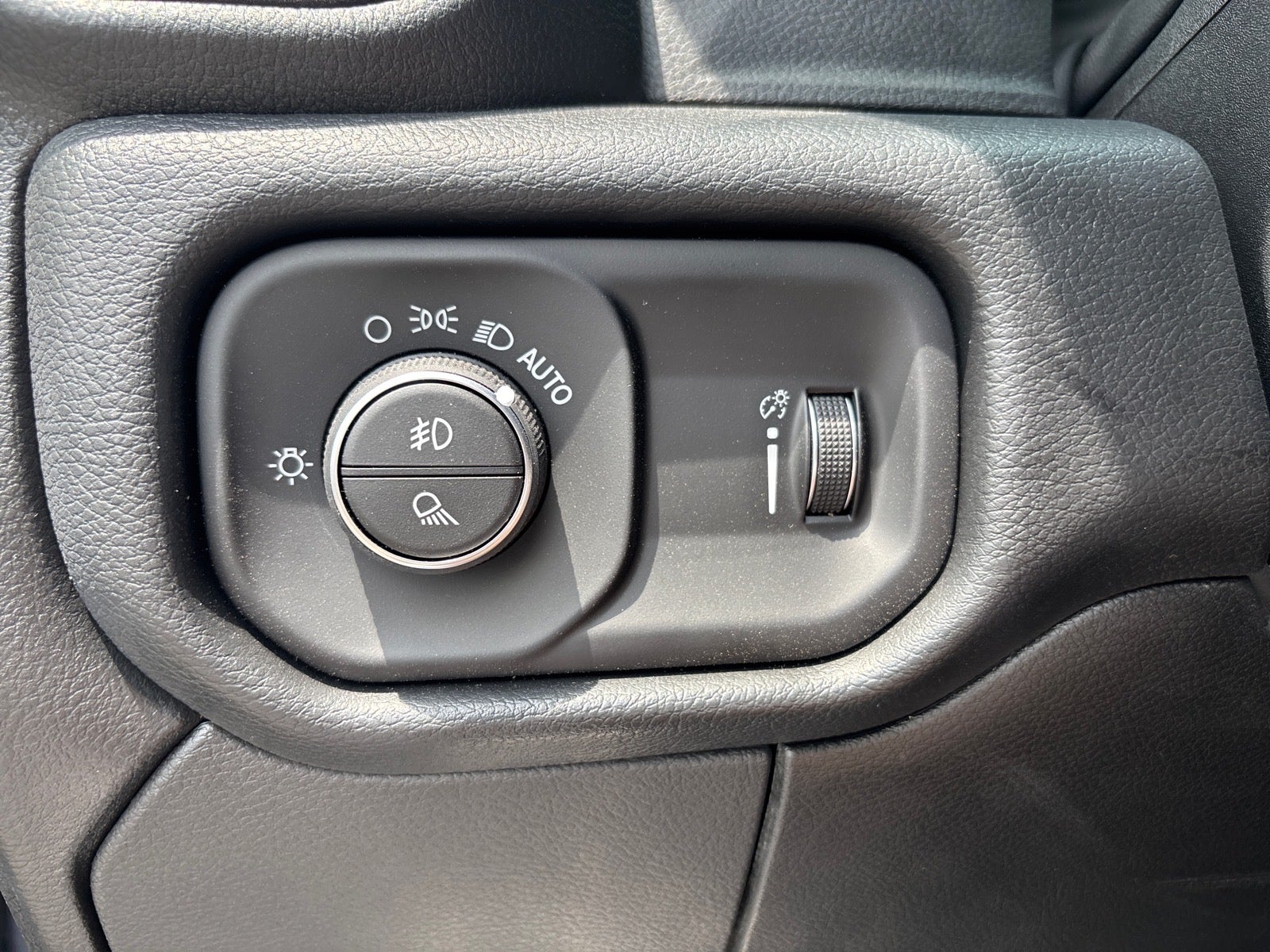 2026 RAM 3500 RAM 3500 TRADESMAN CREW CAB 4X4 8' BOX