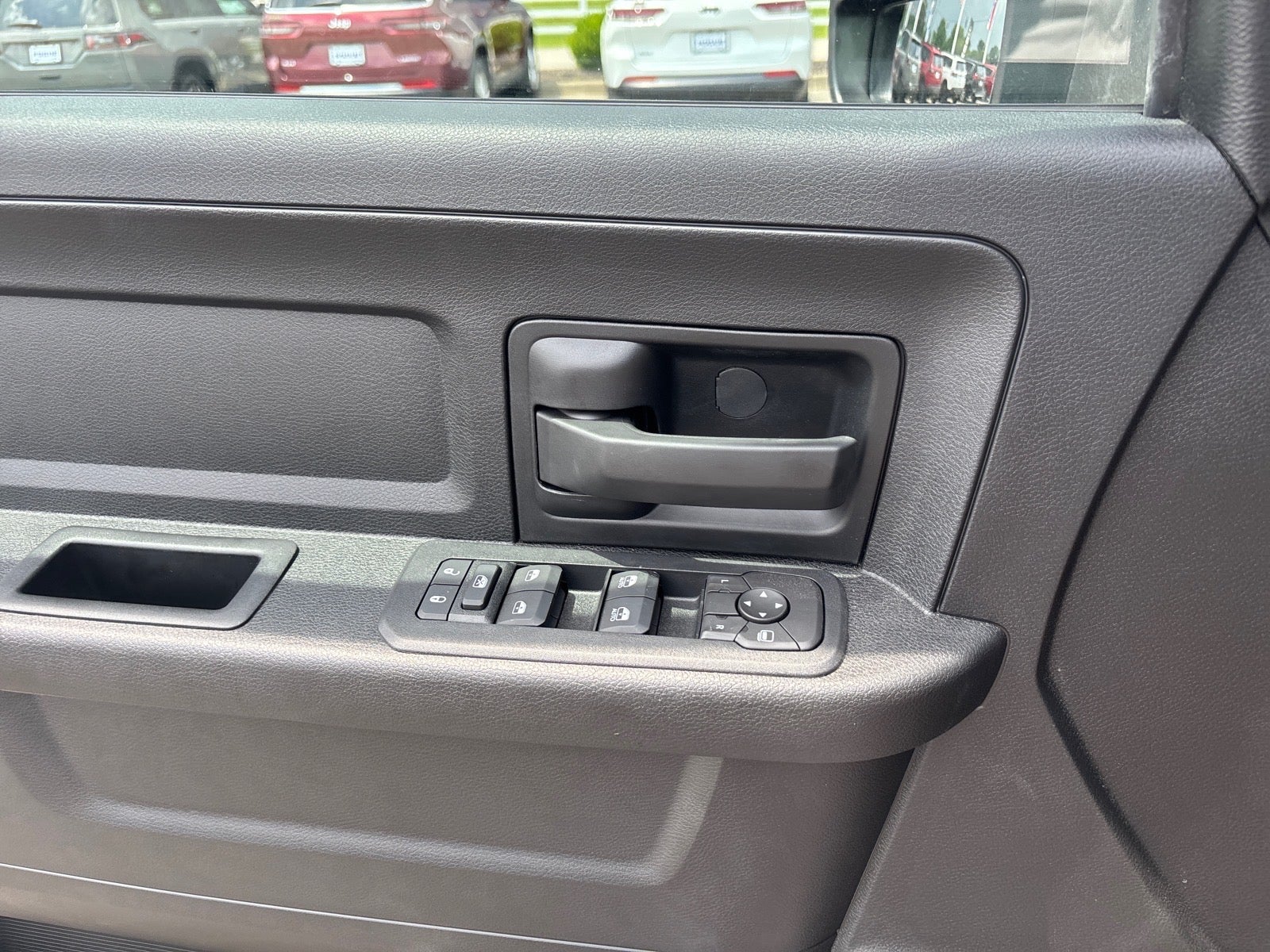 2026 RAM 3500 RAM 3500 TRADESMAN CREW CAB 4X4 8' BOX