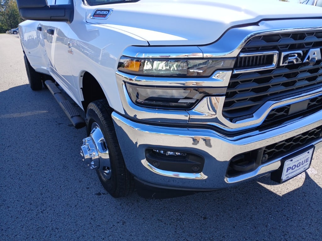 2026 RAM Ram 3500 RAM 3500 TRADESMAN CREW CAB 4X4 8' BOX