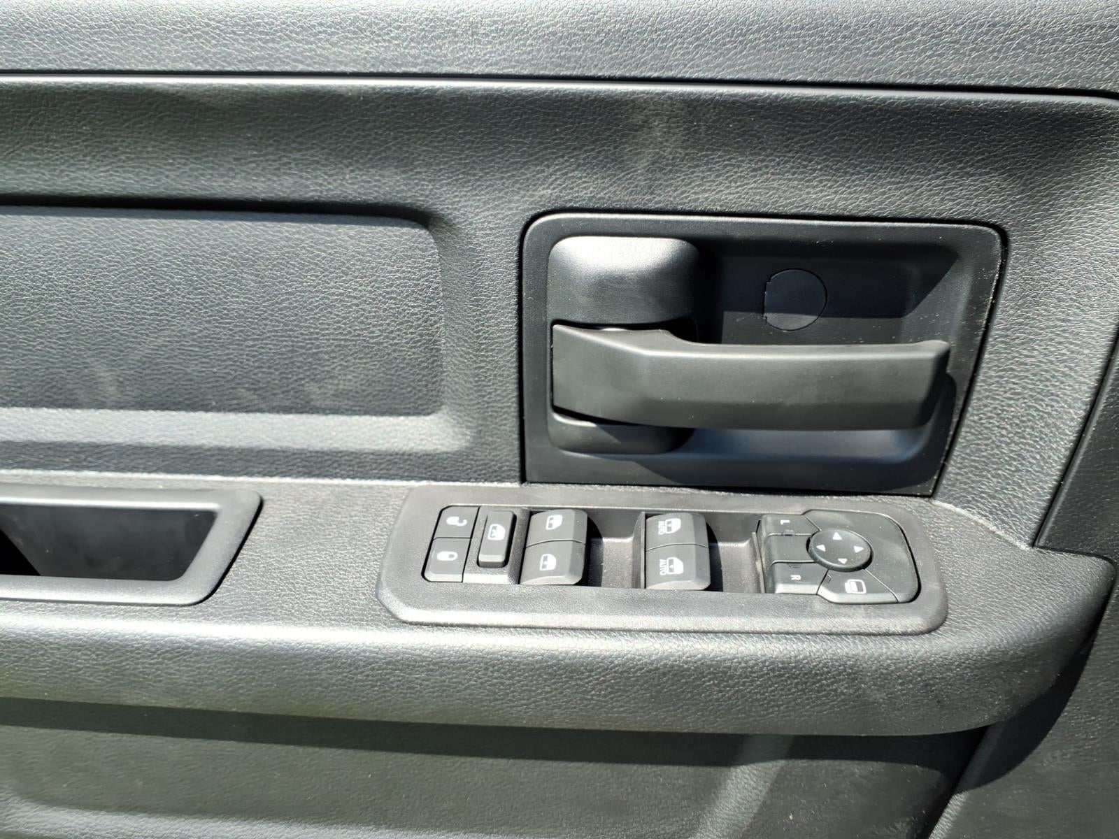 2026 RAM 3500 RAM 3500 TRADESMAN CREW CAB 4X4 8' BOX