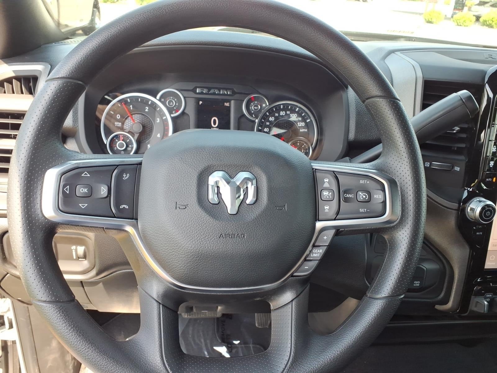 2026 RAM 3500 RAM 3500 BIG HORN CREW CAB 4X4 8' BOX