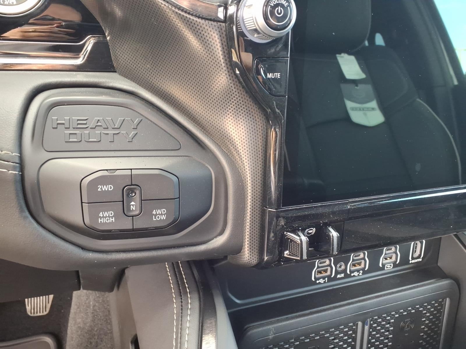 2026 RAM Ram 3500 RAM 3500 LARAMIE CREW CAB 4X4 8' BOX