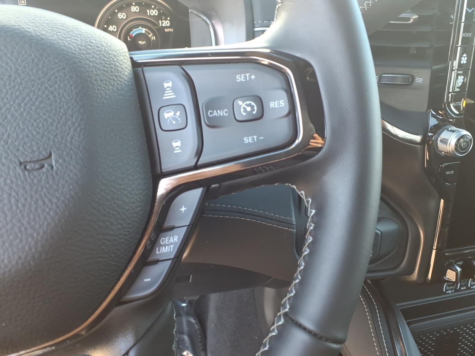 2026 RAM Ram 3500 RAM 3500 LIMITED CREW CAB 4X4 8' BOX