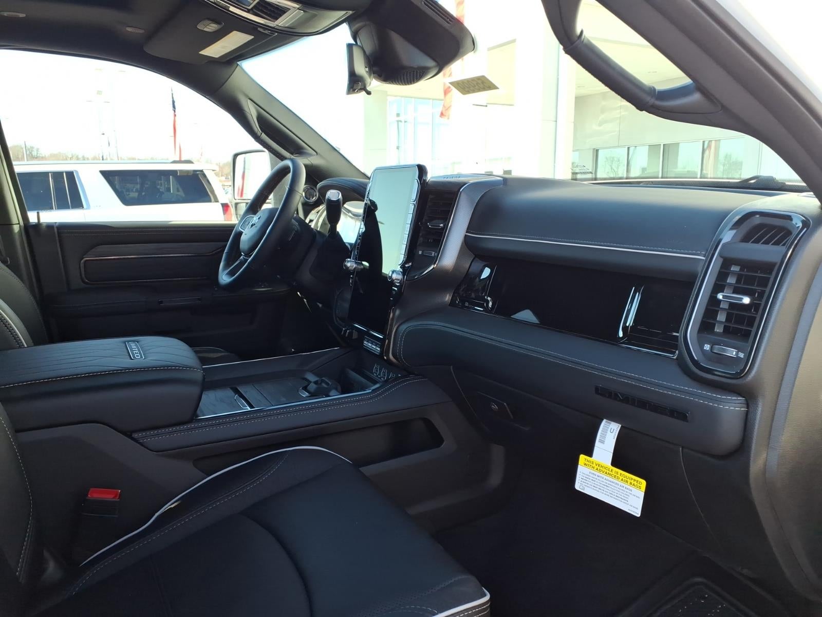 2026 RAM Ram 3500 RAM 3500 LIMITED CREW CAB 4X4 8' BOX