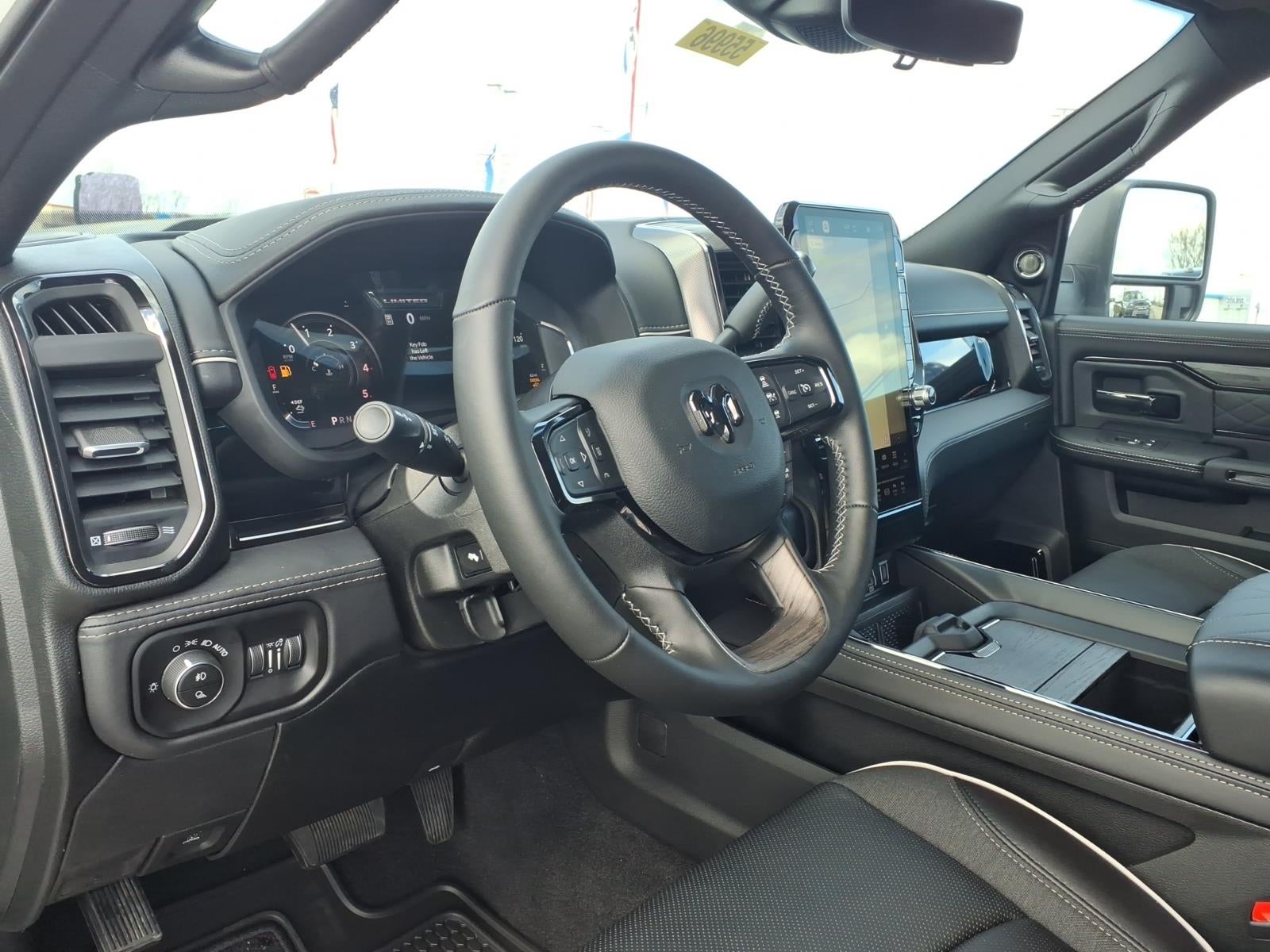 2026 RAM Ram 3500 RAM 3500 LIMITED CREW CAB 4X4 8' BOX