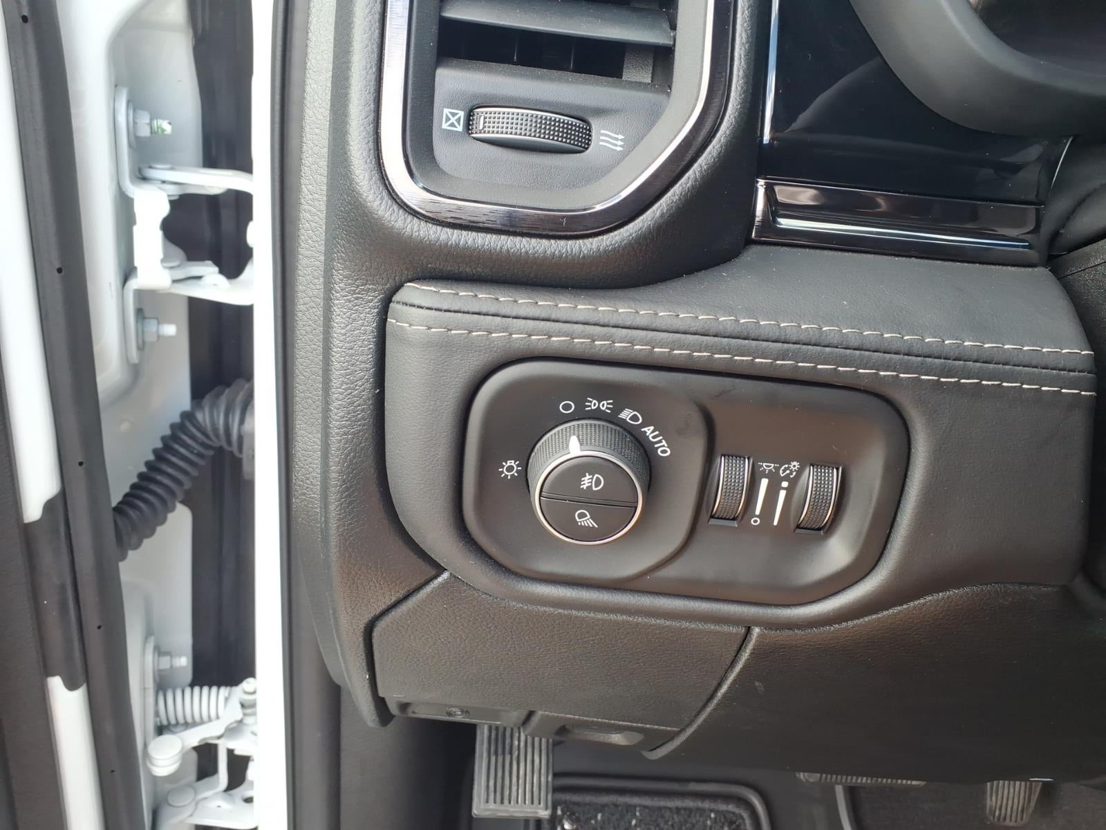 2026 RAM Ram 3500 RAM 3500 LIMITED CREW CAB 4X4 8' BOX