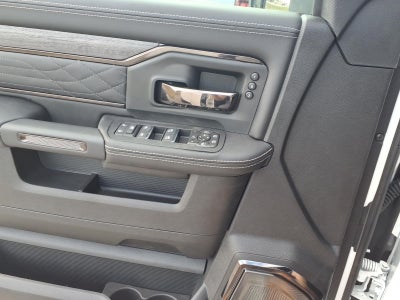 2026 RAM Ram 3500 RAM 3500 LIMITED CREW CAB 4X4 8' BOX