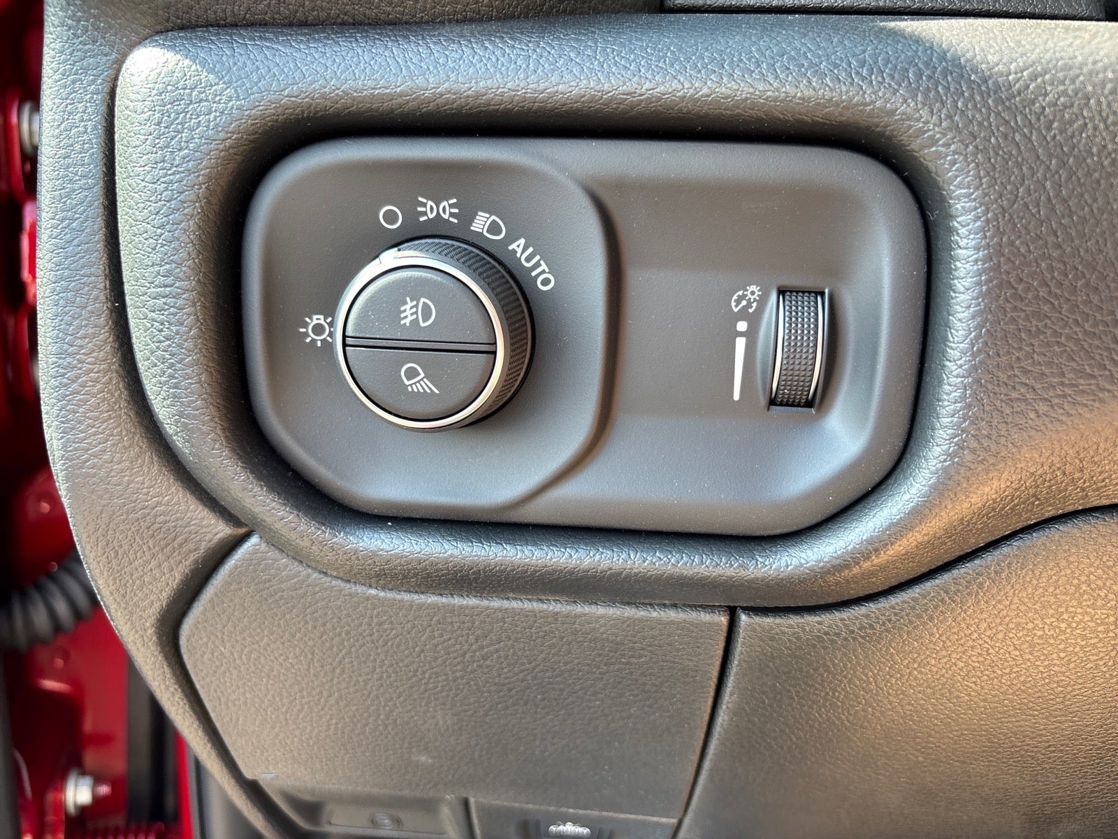 2026 RAM 2500 RAM 2500 TRADESMAN CREW CAB 4X4 6'4' BOX