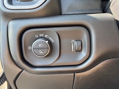 2026 RAM 2500 RAM 2500 TRADESMAN CREW CAB 4X4 6'4' BOX