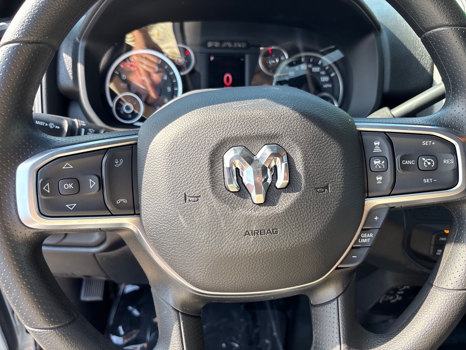 2026 RAM 2500 RAM 2500 TRADESMAN CREW CAB 4X4 6'4' BOX