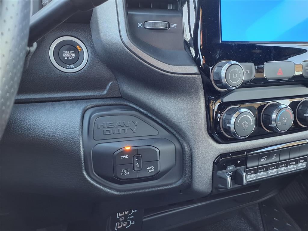 2026 RAM Ram 3500 Chassis Cab RAM 3500 TRADESMAN CHASSIS REGULAR CAB 4X4 60' CA