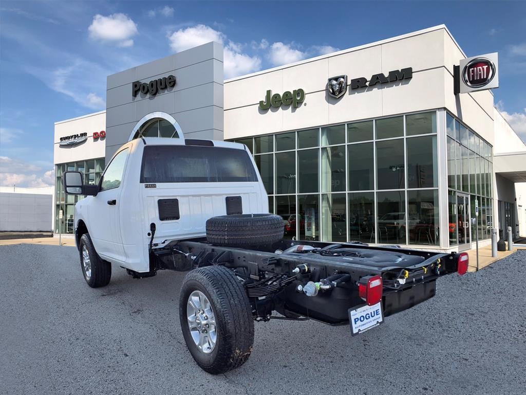 2026 RAM Ram 3500 Chassis Cab RAM 3500 TRADESMAN CHASSIS REGULAR CAB 4X4 60' CA