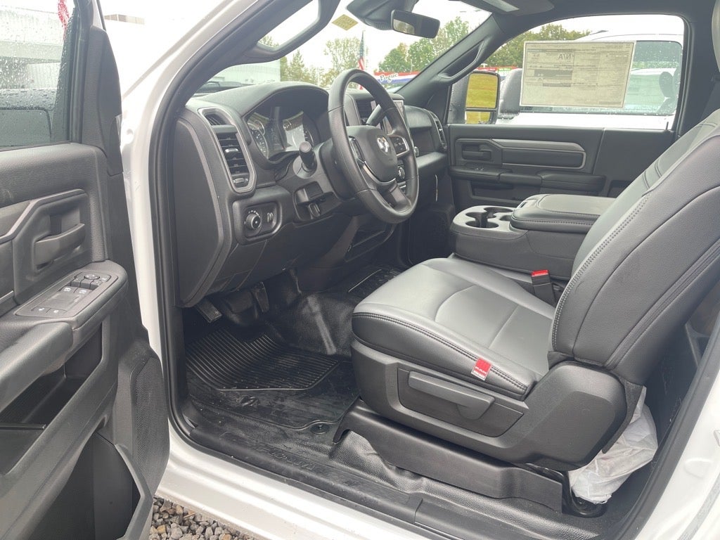 2026 RAM Ram 3500 Chassis Cab RAM 3500 TRADESMAN CHASSIS REGULAR CAB 4X4 60' CA