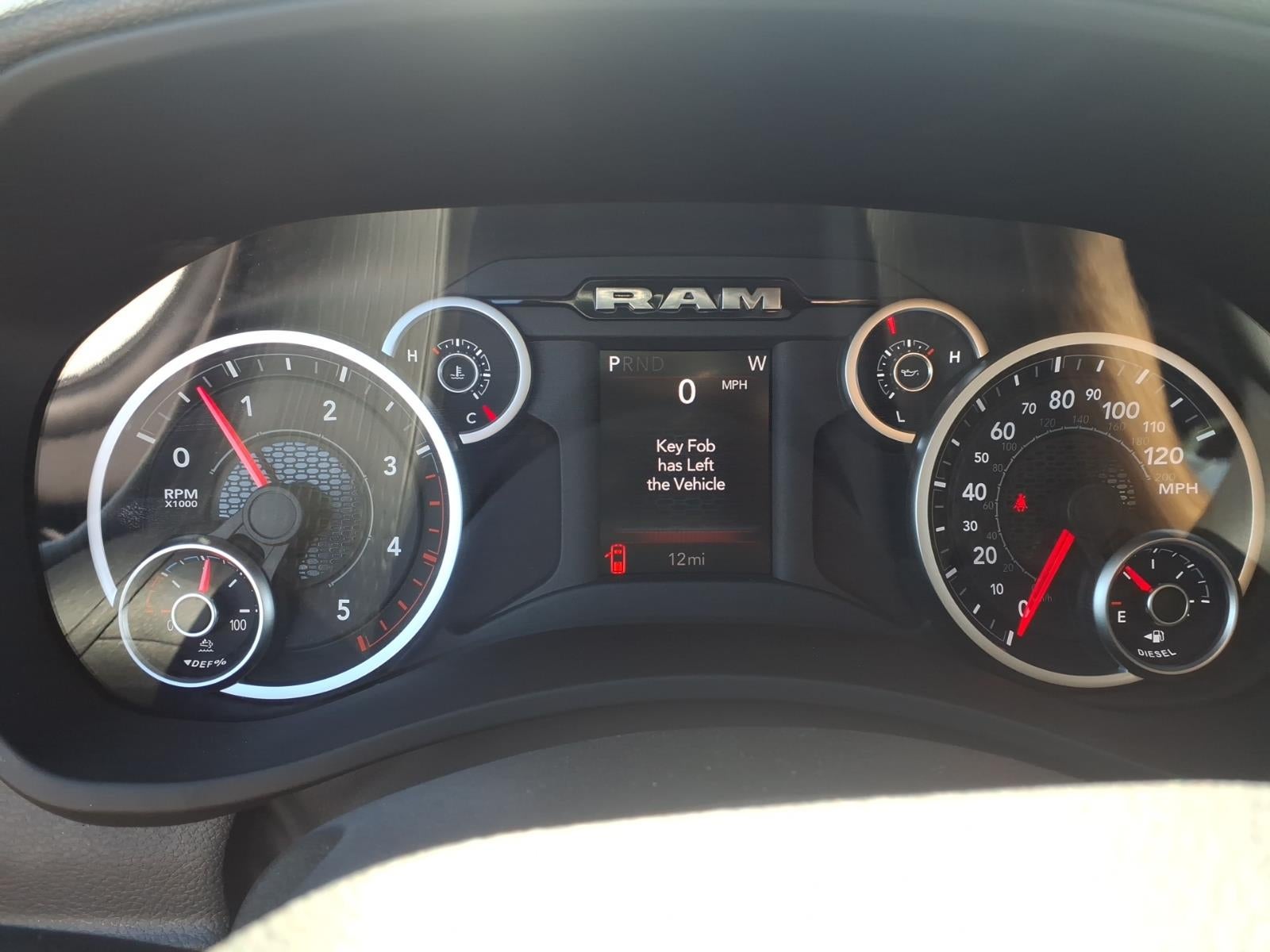 2026 RAM 3500 RAM 3500 TRADESMAN CREW CAB CHASSIS 4X4 60' CA