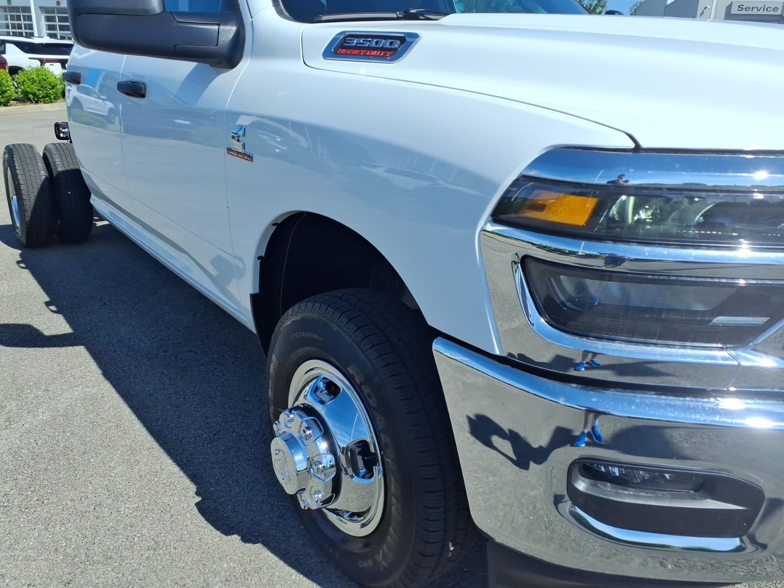 2026 RAM 3500 RAM 3500 TRADESMAN CREW CAB CHASSIS 4X4 60' CA