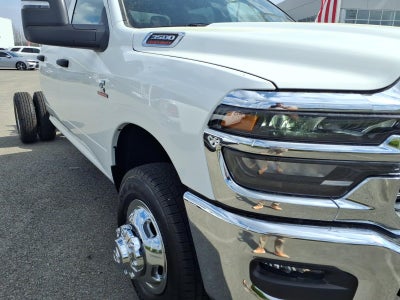 2026 RAM Ram 3500 Chassis Cab RAM 3500 TRADESMAN CREW CAB CHASSIS 4X4 60' CA